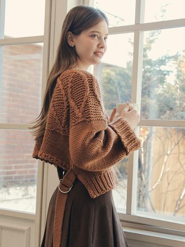 Handmade Wool Cropped Strap Sweater [Brown] - ZEROSTREET - Modalova