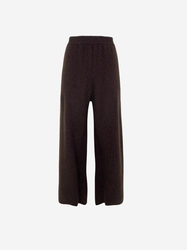 Fur Heavy Ribbed Wide Pants [Brown] - LA KOSMO - Modalova