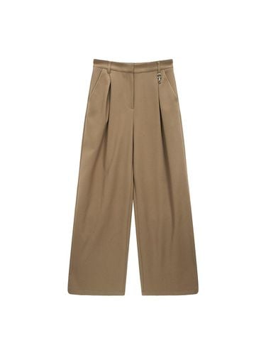 Tuck Pocket Wide Pleated Pants [Dark Beige] - Matin Kim - Modalova