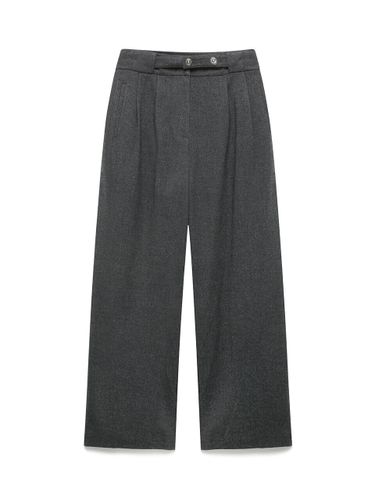 Button Point Pleated Wool Blend Pants (A244PWPA12) - NICE CLAUP - Modalova