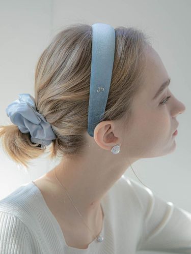 Pastel Velvet Wide Comfortable Headband (JP-22-001HB) - Jean Paul Clarisse - Modalova