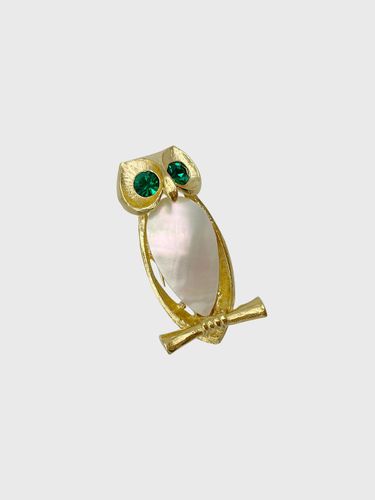 Austrian Crystal Mother-of-Pearl 925 Silver Owl Brooch [SILVER] (JS-22-018BR) - Jean Paul Clarisse - Modalova