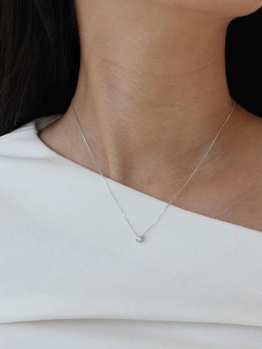 Basic Delicate Silver Cubic Necklace [Beige Gold] - NORMALLEE - Modalova