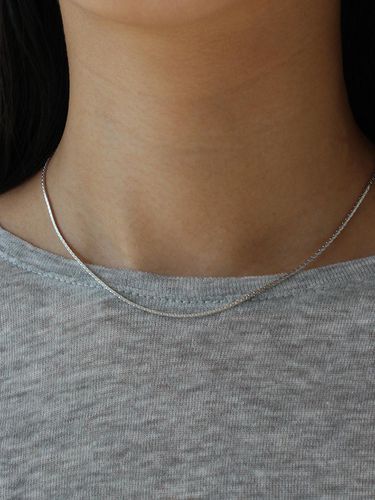 Bold Line Silver Plated Necklace [Beige Gold] - NORMALLEE - Modalova