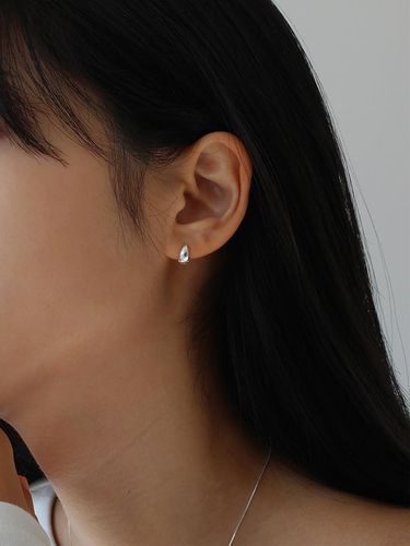 Water Drop One-touch Earrings - NORMALLEE - Modalova