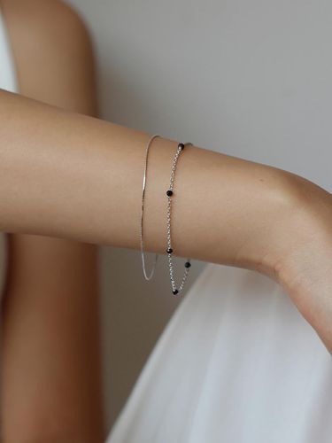 Silky Line Silver Plated Bracelet [Beige Gold] - NORMALLEE - Modalova