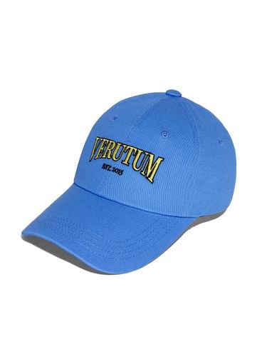 Serif Arch Logo Low Profile Cotton Cap [Sky Blue] (HW-BC190) - VERUTUM - Modalova