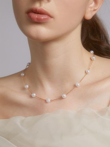 Delicate Chain Pearl Necklace (BLSN011) - Jean Paul Clarisse - Modalova