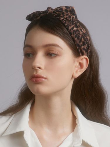 Leopard Print Wide Ribbon Hairband (JP-24-453HB) - Jean Paul Clarisse - Modalova