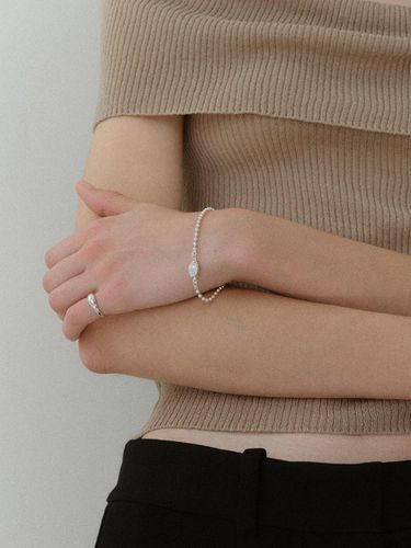 Sterling Clip Ball Bracelet [] - NORMALLEE - Modalova