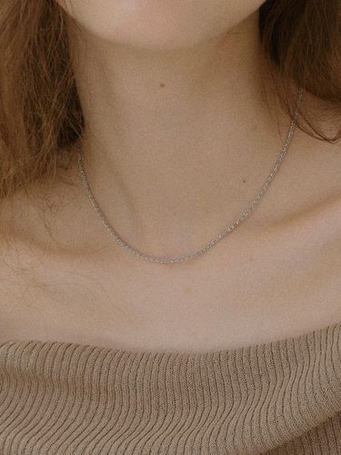 Delicate Pearl Plated Necklace [Beige Gold] - NORMALLEE - Modalova