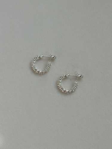 Sterling Bezel Pearl Earrings [] - NORMALLEE - Modalova