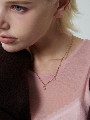 Gold Chain Pearl Pendant Necklace [Pink] - MERRYMOTIVE - Modalova