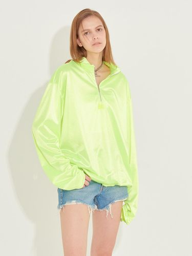 Silky Premium Asymmetrical Sweatshirt [Neon] - CHAEnewyork - Modalova