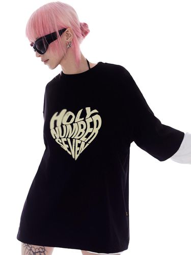 Oversized Hip Hop Heart Graphic T-shirt [Black & Yellow] - HOLY NUMBER 7 - Modalova