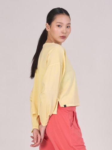 Pin-tuck Long Sleeve T-shirt [Cream Yellow] (OZS1158) - ozez - Modalova