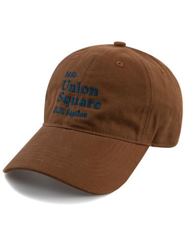 Cotton Adjustable Union Square Ball Cap [Beige] - Wick - Modalova