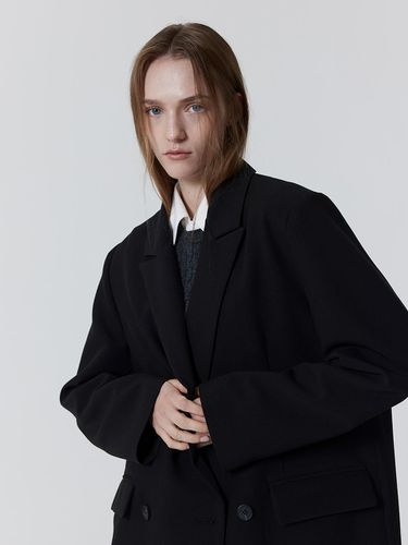 Boyfriend Fit Double-Breasted Tailored Jacket [Black] - JULIAPEPE - Modalova