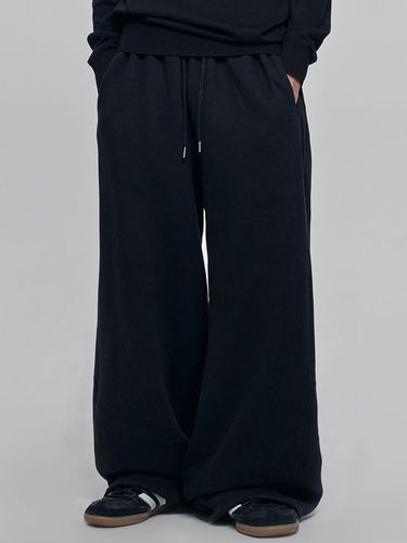 Brushed Fleece Wide-Silhouette Side Slit Pants [Black] - chicks - Modalova