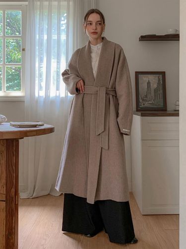 Shawl Collar Wool Handmade Long Coat (VCOAT_002) - VASCARA - Modalova