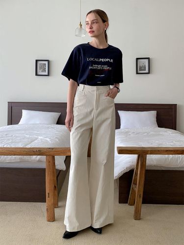 Retro Wide Bootcut Pants (VPANTS_001) - VASCARA - Modalova