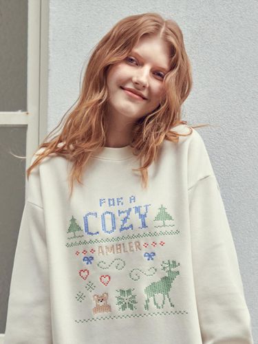 Cozy Nordic Sweatshirt (AMM1219) - AMBLER - Modalova