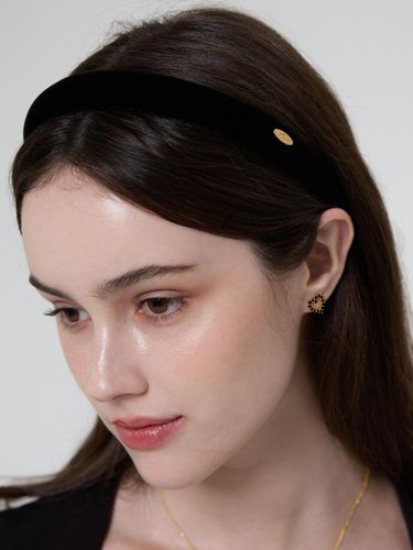 Velvet Banding Luxurious Hairband [Black] - L’OMBRILLANT - Modalova