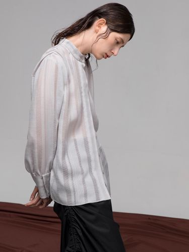 Lace Detail Long-sleeved Blouse - ARIAK - Modalova