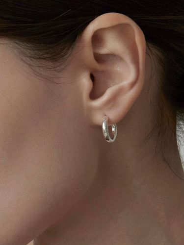 Sterling Korean Minimalist Earring - dmoment - Modalova