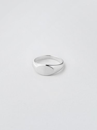 Sterling Silver Minimalist Little Signet Ring - Another Layer - Modalova