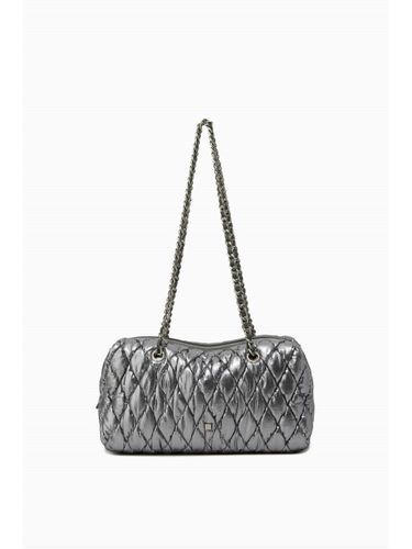 Quilted Diamond Pattern Chain Strap Boston Bag () - rouge & lounge - Modalova