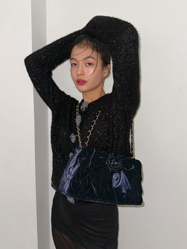 Velvet Quilted Convertible Bag [Navy] - HOLLY LOVES LOVE - Modalova