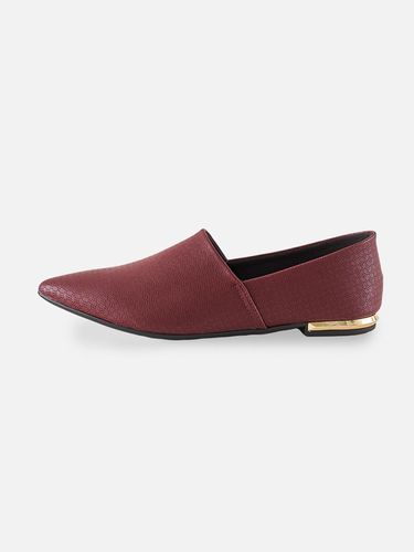 Flexible Slip-on Flat Shoes [Burgundy] (274074) - PICCADILLY - Modalova