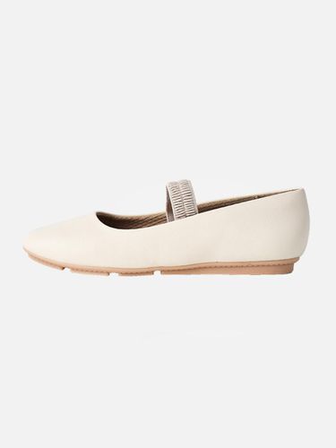 Mary Jane Low Heel Shoes [Beige] - PICCADILLY - Modalova