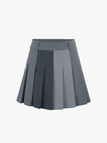 Tone-on-tone Pleated A-line Skirt [Grey] - FAIRLIAR GOLF - Modalova