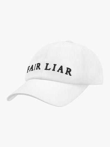 Logo Embroidered Adjustable Baseball Cap [Beige] - FAIRLIAR GOLF - Modalova