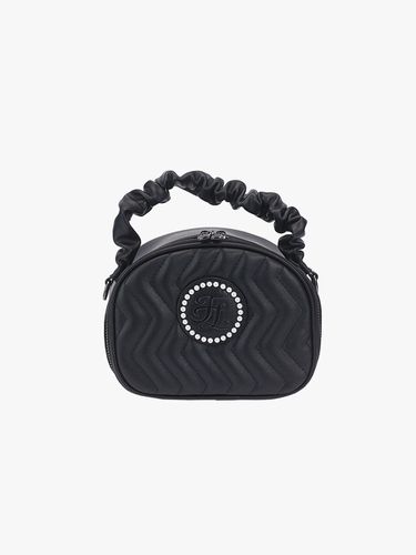 Pearl Patch Quilted Detachable Strap Tote Bag [Black] - FAIRLIAR GOLF - Modalova