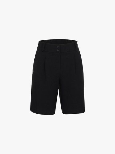 Pin-tuck High-Waisted Polyester Bermuda Pants [Black] - FAIRLIAR GOLF - Modalova