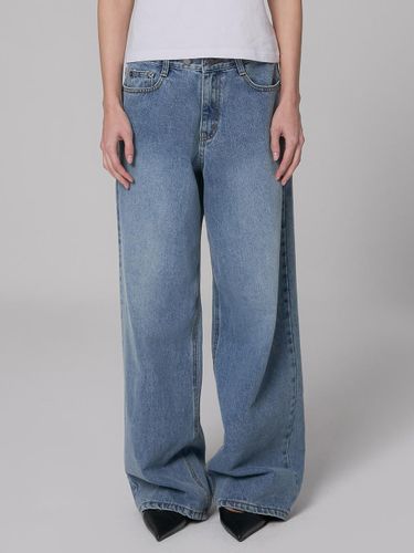 Unisex Wide Two-Button Cotton Denim Pants [Light Blue] (9443) - MILLIONCOR - Modalova