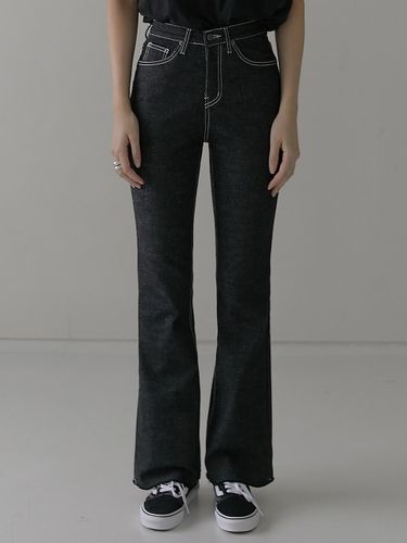 Non-dyed High-waist Boot-cut Denim Pants [Black] - MILLIONCOR - Modalova