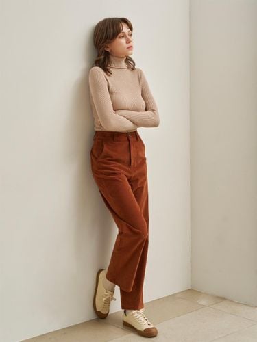 Classic Cotton-Blend Straight Corduroy Pants - ARMOIRESECRET - Modalova