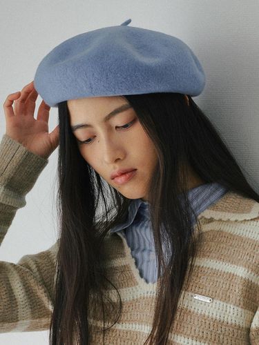 Embroidered Wool Premium Beret [SKY] - BELLOL - Modalova