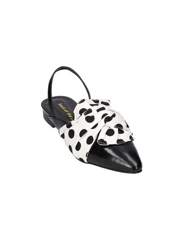 Leather Handcrafted Dots Mule [Beige] - back of the moon - Modalova