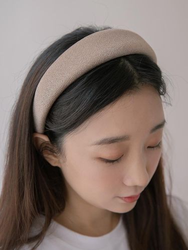 Wide Glitter Handcrafted Hairband [Beige] - Primaute - Modalova