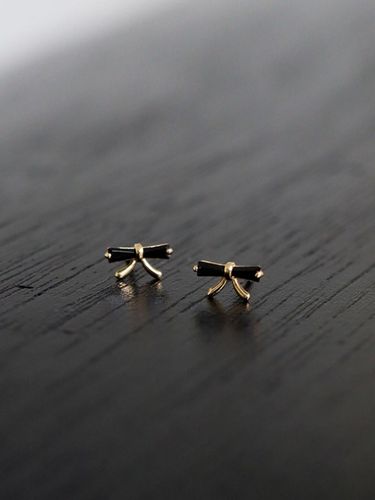 K Gold Ribbon Black Cubic Zirconia Earrings - modernlike - Modalova