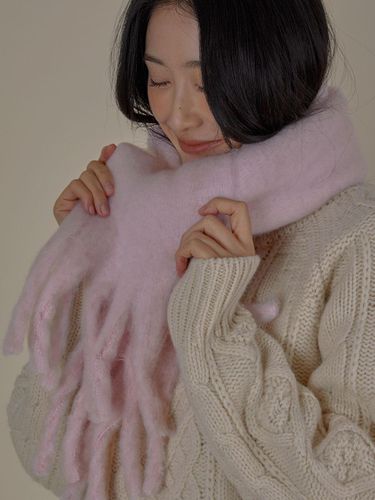 Cozy Pastel Compact Plush Muffler - JUDY AND PAUL - Modalova