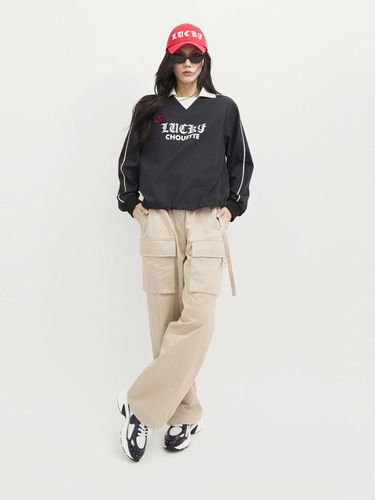 Out Pocket Banding Detachable Belt Jogger Pants [Beige] (LFPNS25100BEX) - LUCKY CHOUETTE - Modalova