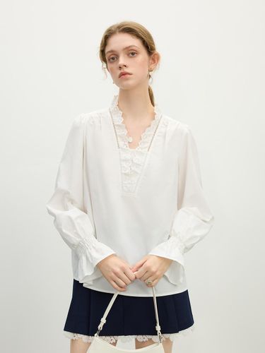 Lace V-neck Puff Sleeve Blouse - We’Dee - Modalova