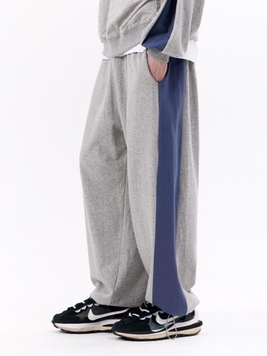 Side Contrast Wide-leg Double-sided Sweatpants - BSMT - Modalova