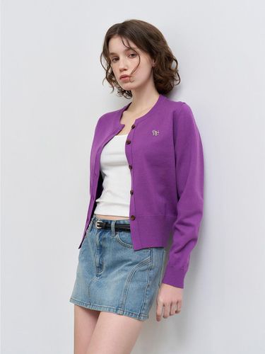 Essential Crew Neck Standard Fit Cardigan [PURPLE] (WBD3L04501) - GENERAL IDEA - Modalova